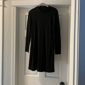 Madewell black long sleeve sweater dress. Size M